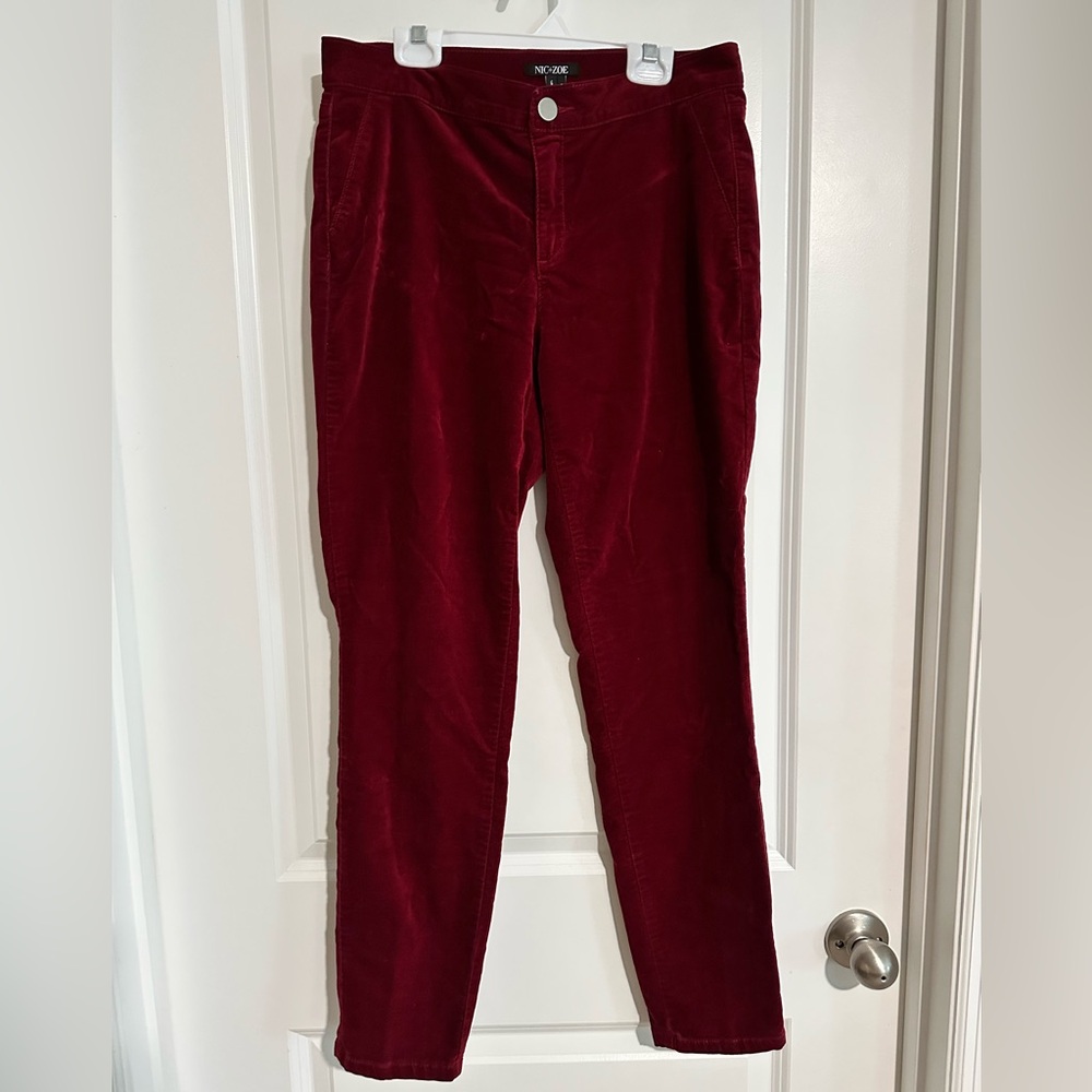 Nic+Zoe Velour Pants Cranberry Women Size 6 Holiday Stretch Comfort pants EUC!